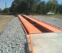 Metal ramp