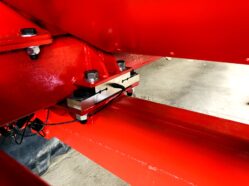 Weighting system for chaser bins
